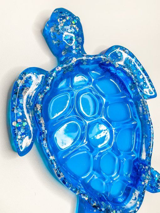 Plateau tortue bleu roi, paillettes et feuilles argent