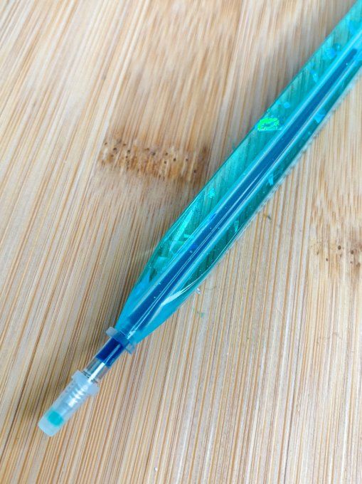 Stylo "rechargeable" carré bleu et paillettes holographiques