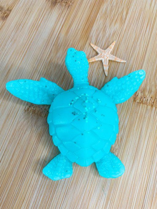 Tortue turquoise pastel et paillettes